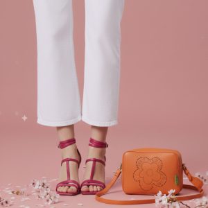 Bandolera Agatha Ruiz de la Prada flor calada naranja