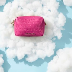 Bandolera Agatha Ruiz de la Prada  monograma charol fusia