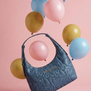 Bolso Hobo Agatha Ruiz de la Prada corazones bordados azul