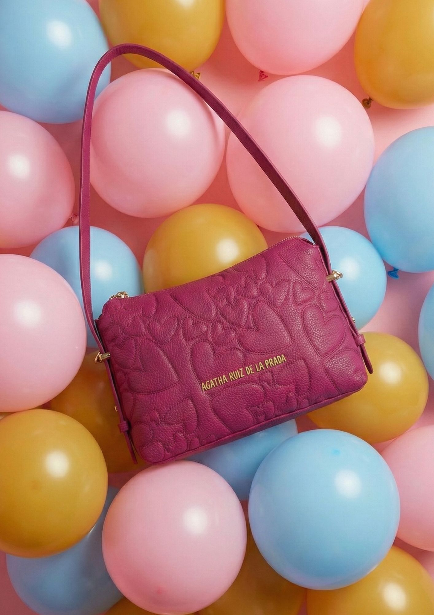 Bandolera Agatha Ruiz de la Prada corazones bordados morado